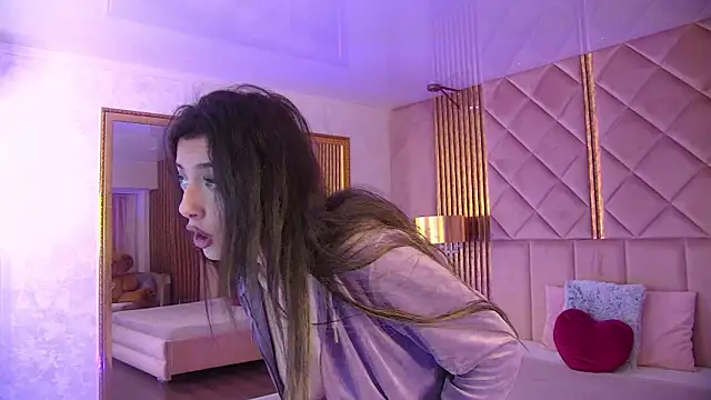 HeidiKendal online show from March 16, 3:16 pm