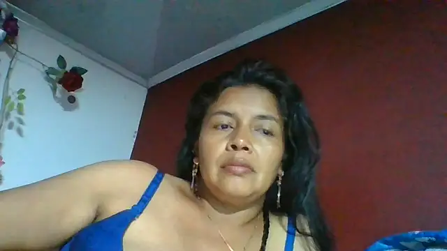 DianaOchoa  online show from August 2, 4:15 am