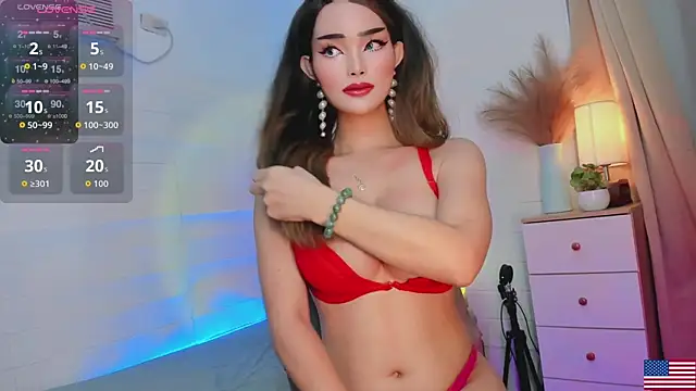 Queen Of all Media online show from April 30, 9:19 pm