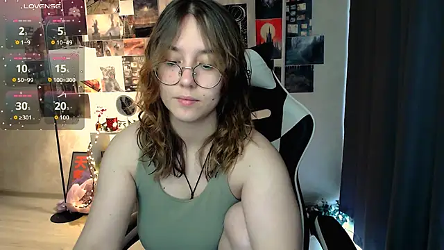 ameliameadd online show from September 28, 7:58 am