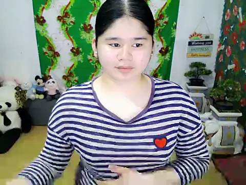 skinnygirl 69 online show from December 4, 4:41 pm