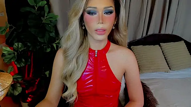 Candicebloom online show from March 14, 10:00 pm