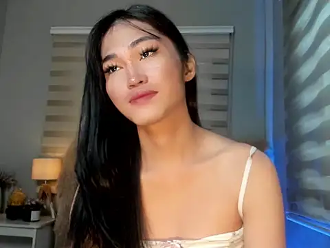 Snapshot of lovelychanel69xx chatting on September 12, 11:45 pm lovelychanel69xx online show from September 12, 11:45 pm