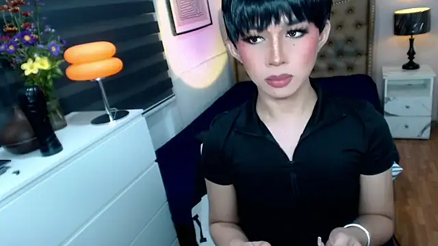 solana imani online show from October 2, 6:02 pm