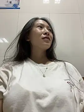 Snapshot of Aghenh chatting on October 12, 5:04 pm Aghenh online show from October 12, 5:04 pm