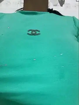 Shiny Babe online show from January 13, 7:03 am