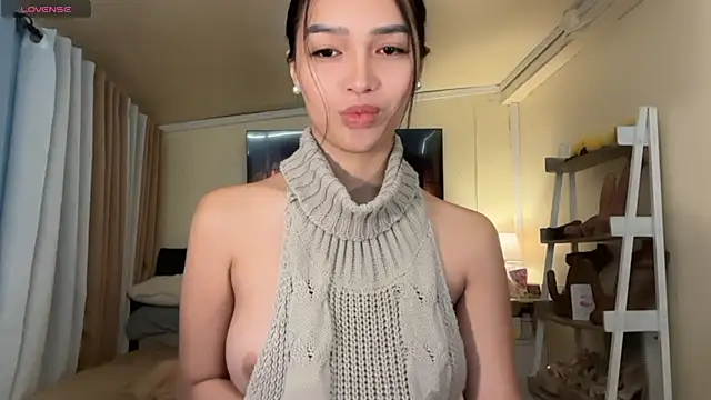 agatha143  online show from June 17, 2:57 am