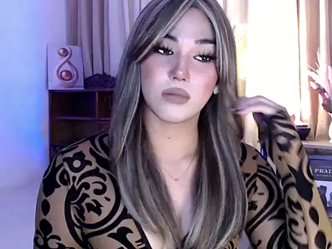 magnificent kitana online show from April 28, 1:15 pm