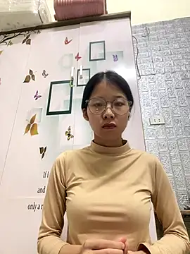 meomeo2k6 online show from December 19, 2:42 pm