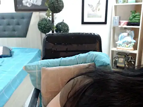 Snapshot of Goddess_Pleasure chatting on September 26, 10:57 am Goddess Pleasure online show from September 26, 10:57 am