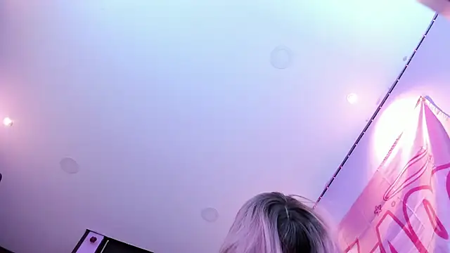 Vero Osb  online show from October 28, 12:49 am