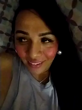 Snapshot of enoria1992 chatting on October 6, 2:45 pm enoria1992 online show from October 6, 2:45 pm
