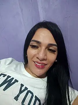 enoria1992 online show from July 1, 5:51 am
