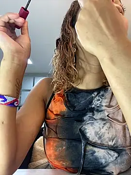 LorenBeiker- online show from March 24, 11:04 am