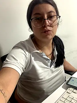Snapshot of Velma_star chatting on September 15, 1:19 pm Velma star online show from September 15, 1:19 pm