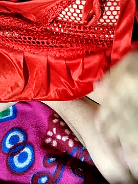 only-injoy online show from October 24, 5:09 pm