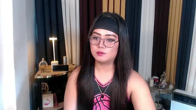 YourSweet-mich online show from June 15, 3:23 pm
