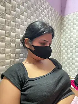 Hot Jaanvi  online show from June 13, 4:32 am