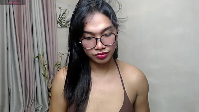 Herbielustts online show from May 12, 12:56 pm