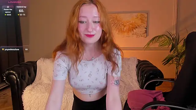 Violet Griffen online show from July 11, 4:18 pm