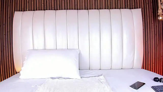SandraMilerr online show from June 17, 4:03 am