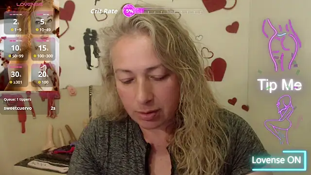 sofiacurvy 45 online show from September 8, 7:46 pm