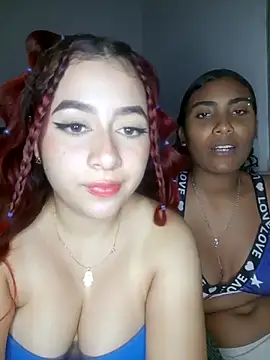 Chloe Sky love online show from November 13, 4:33 am