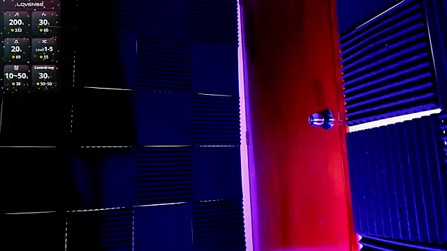 kinkyboat23 online show from November 8, 9:09 pm