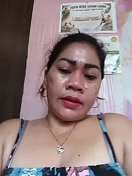 sexybitch 02 online show from July 6, 7:24 am