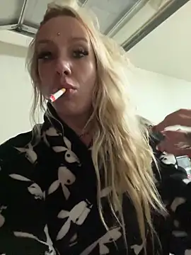 bimbopixxxie online show from December 21, 6:28 am