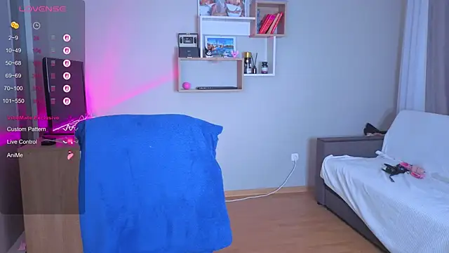 Emmi crystal online show from July 11, 12:49 pm
