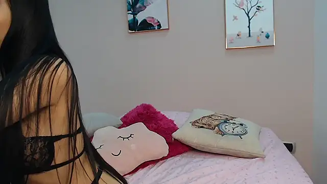 zooombee online show from October 20, 8:45 pm