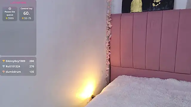 sukilove18 online show from February 3, 6:22 am