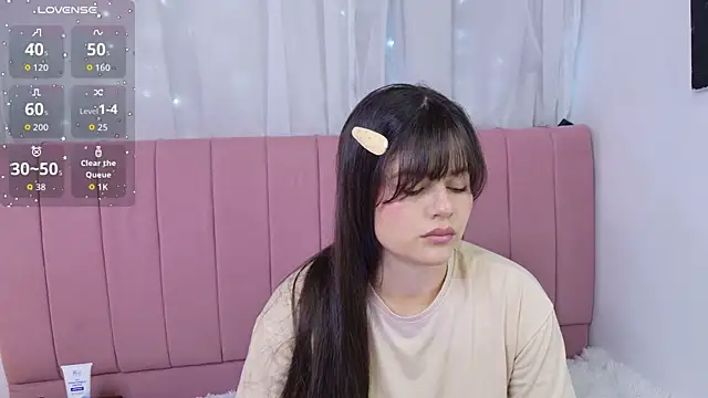 sukilove18 online show from June 6, 10:38 pm