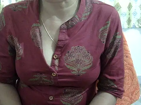 CHAMELI4747 online show from February 2, 9:08 am