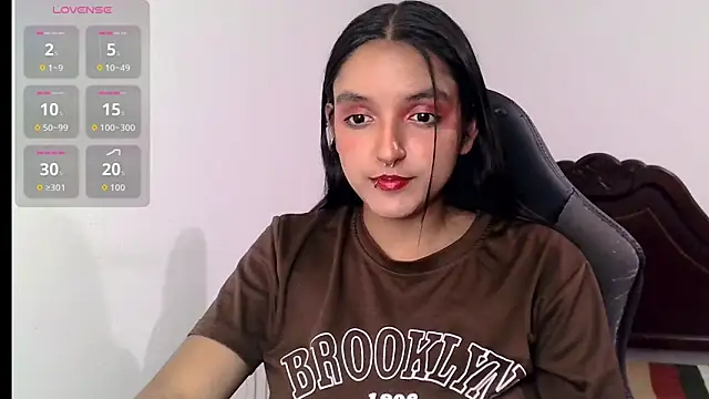 Ari 20  online show from October 24, 1:56 am