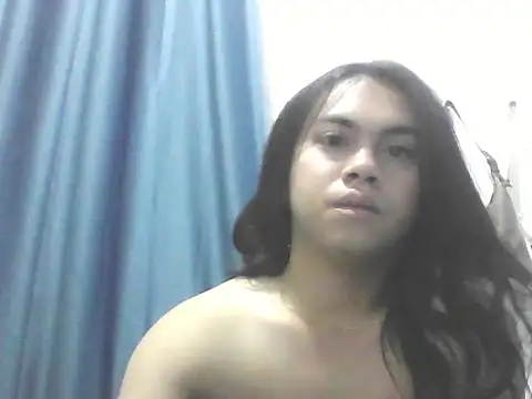 Snapshot of Asian_ashley04 chatting on April 5, 9:08 am Asian ashley04 online show from April 5, 9:08 am