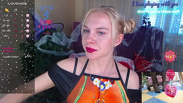 LiSinDoll online show from October 24, 7:15 am