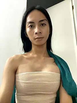 AlmiraFhaye online show from October 13, 2:47 am