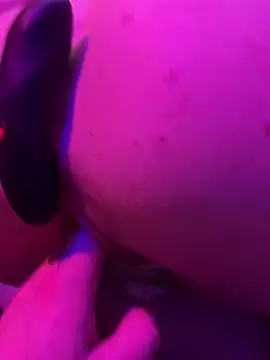 RedLayla online show from February 14, 6:04 am