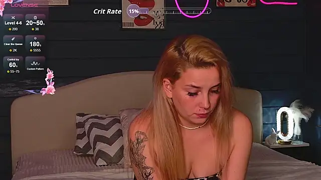 Crystal Jull online show from October 24, 6:04 pm