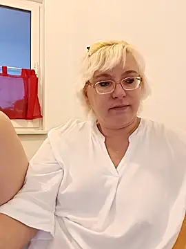 VikaKing online show from September 20, 5:44 pm