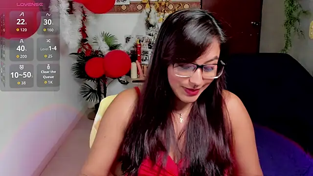 Cameroon-Diaz online show from February 25, 1:53 pm