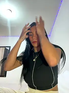 Zendaya11 online show from January 10, 8:35 pm