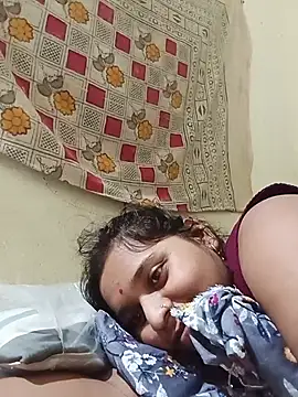 Hot crety online show from July 28, 3:08 pm