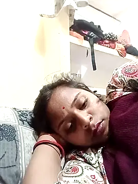 Hot crety online show from February 25, 5:44 pm