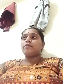 Hot crety online show from June 26, 5:03 pm
