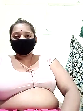 Hot crety online show from July 8, 4:42 pm