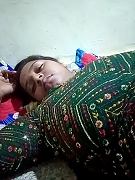 Hot crety online show from October 17, 11:52 pm