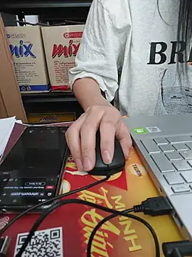 meomeocute online show from June 19, 1:43 am
